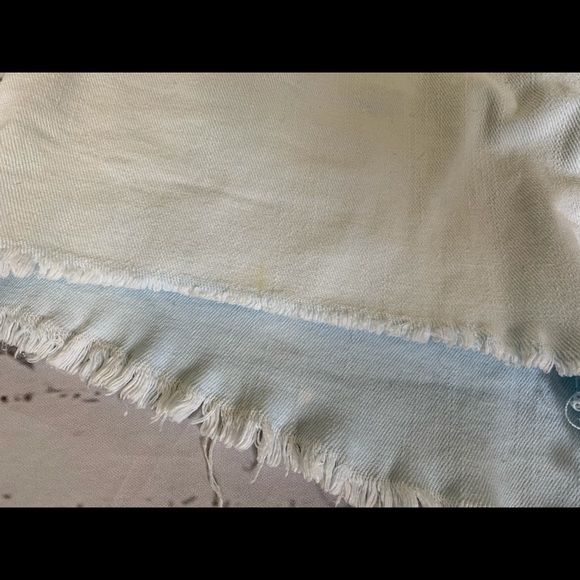 Size 27, Harlow, light blue shorts - Picture 11 of 11